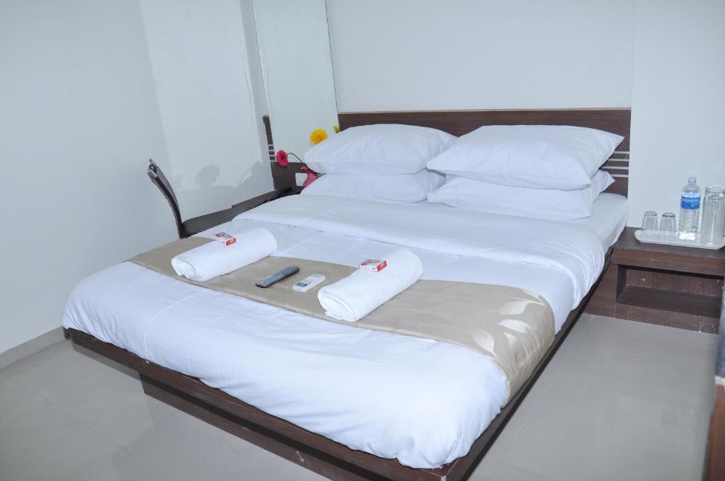 Sai Srushti Otel Shirdi Dış mekan fotoğraf