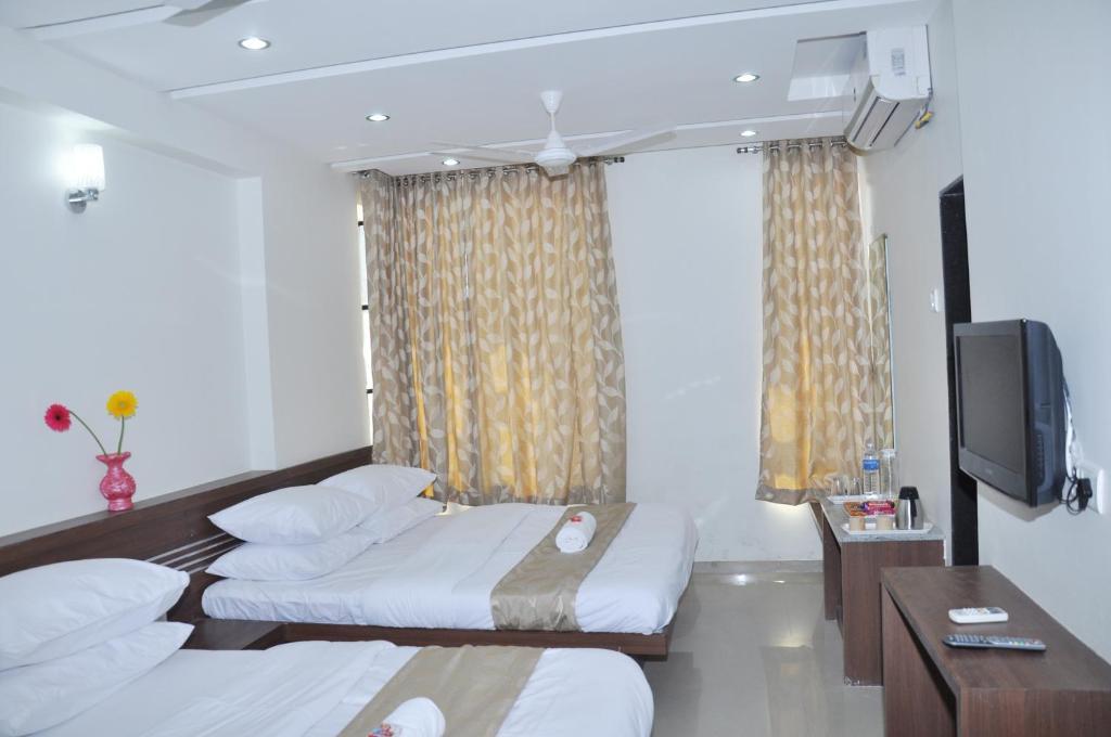 Sai Srushti Otel Shirdi Dış mekan fotoğraf